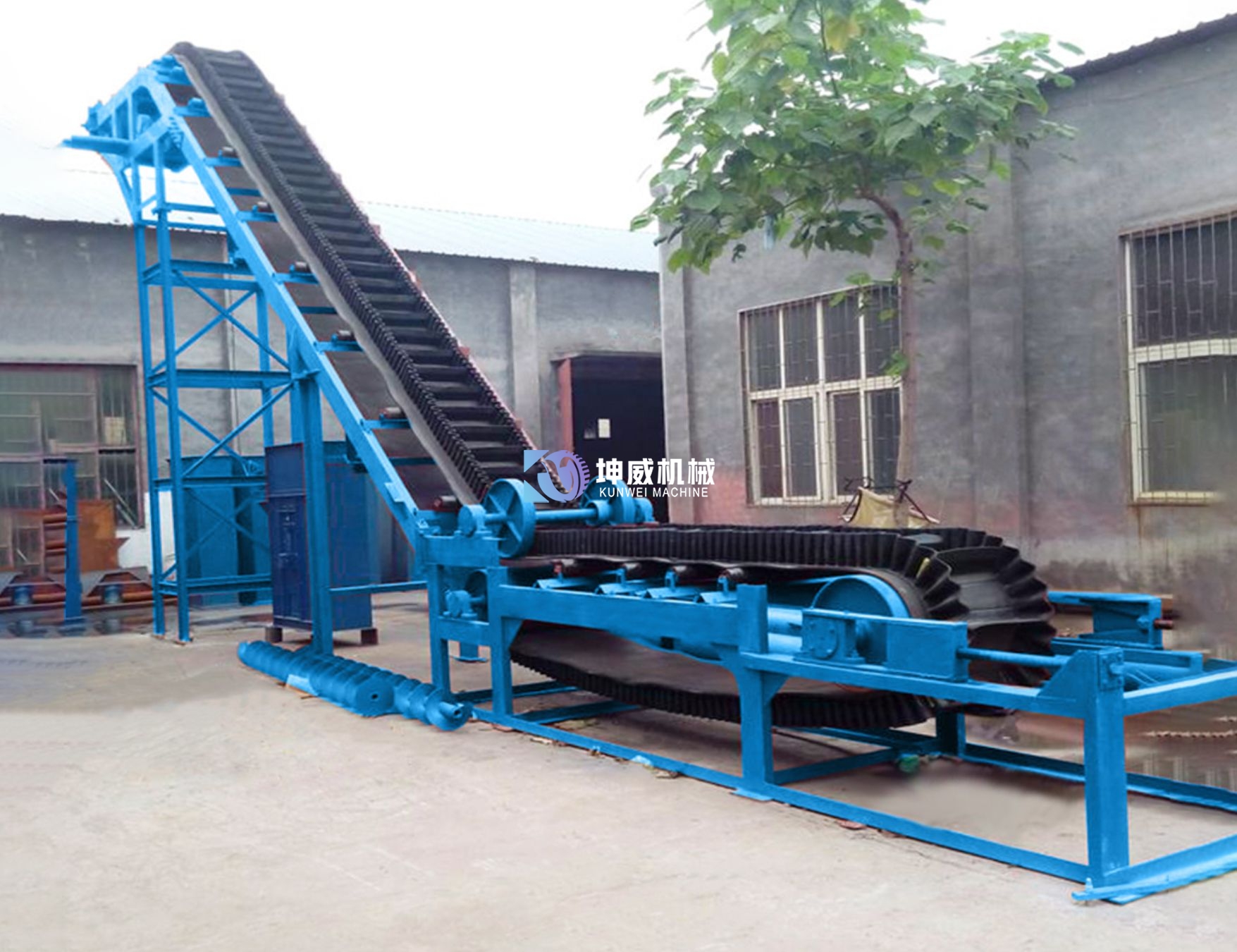  爬坡皮帶機(jī)是爬坡皮帶輸送機(jī)嗎？